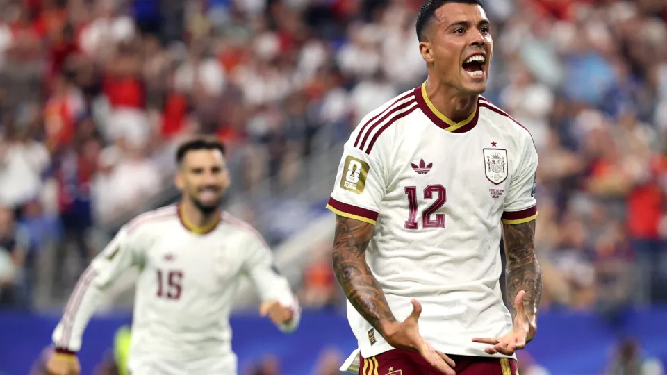 Espanha vence França e avança à final da Copa do Mundo de 2026