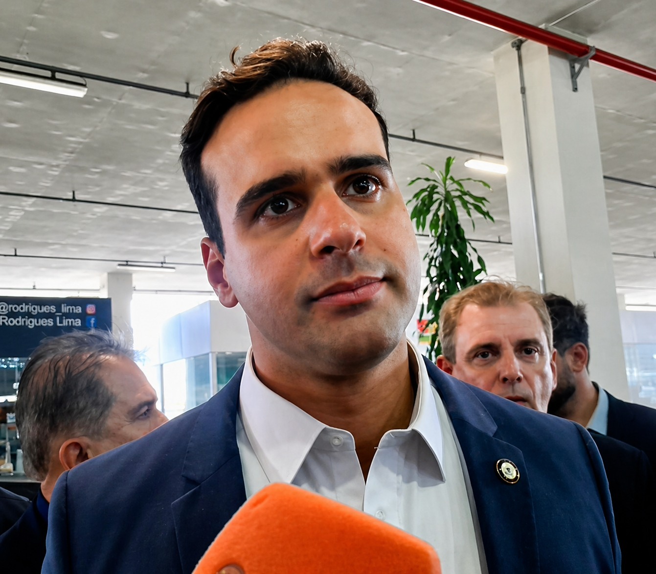 Lucas Ribeiro rebate oposição e diz que foco é gestão 