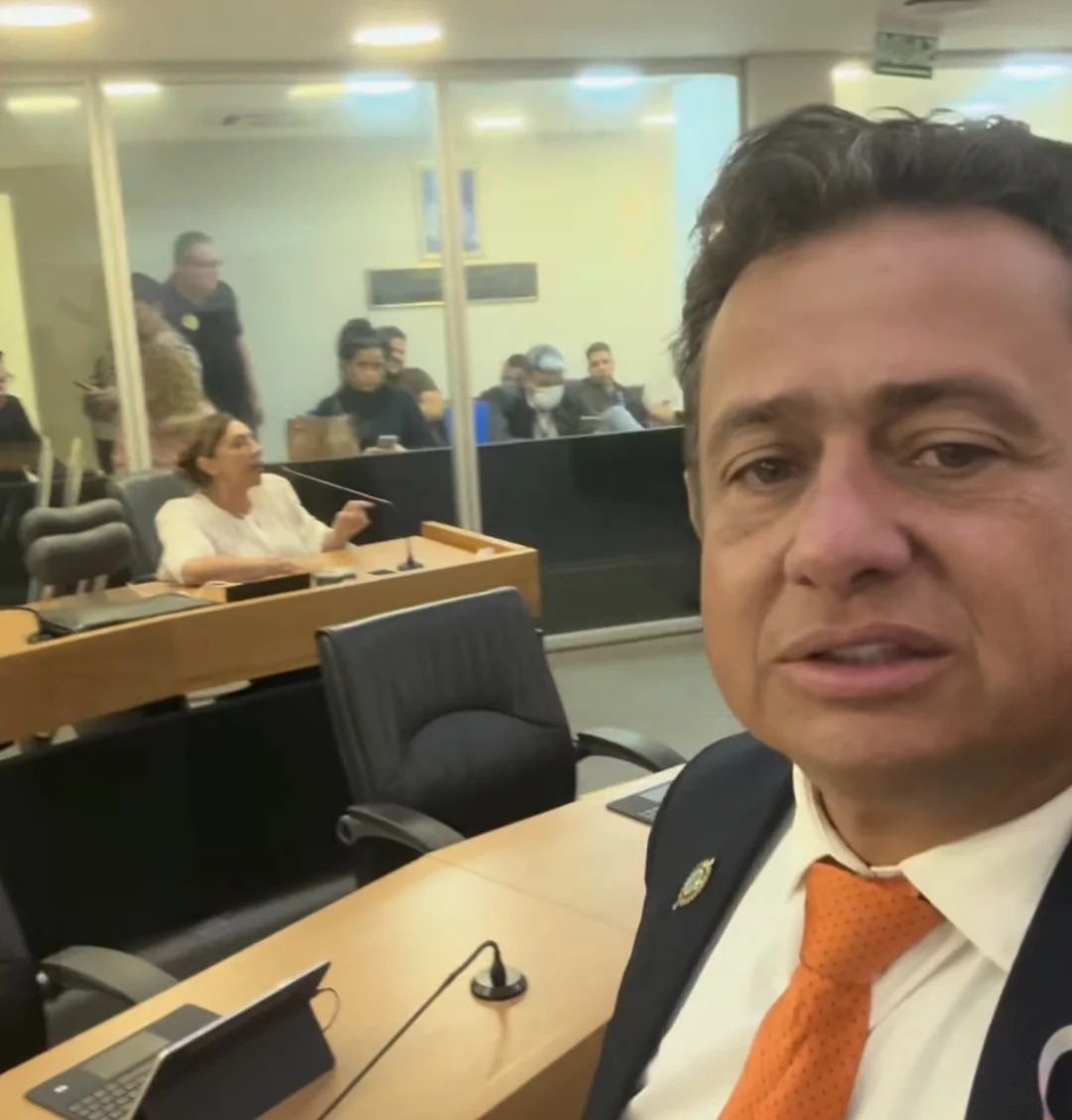 Discussão entre Walber Virgolino e Cida Ramos marca sessão na ALPB