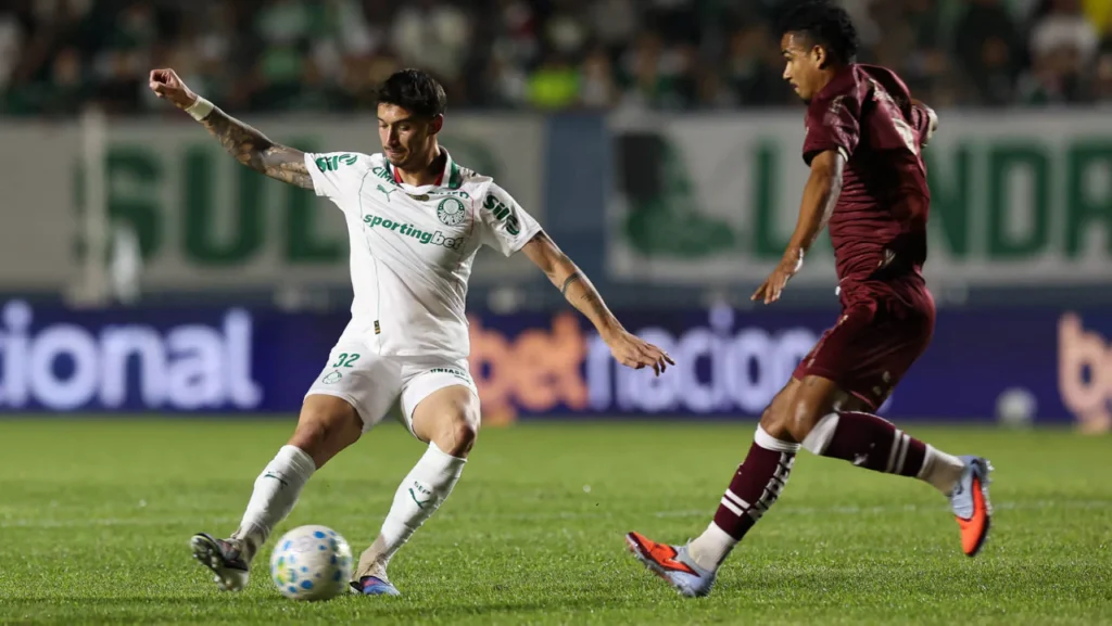 Palmeiras goleia Jacuipense e avança na Copa do Brasil
