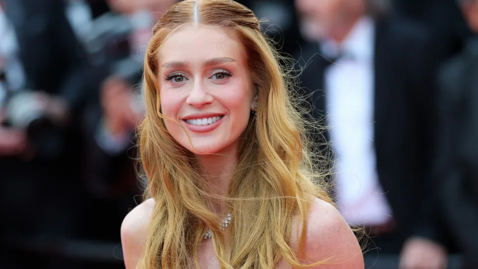 Marina Ruy Barbosa revela desejo de ser mãe e relembra namoro