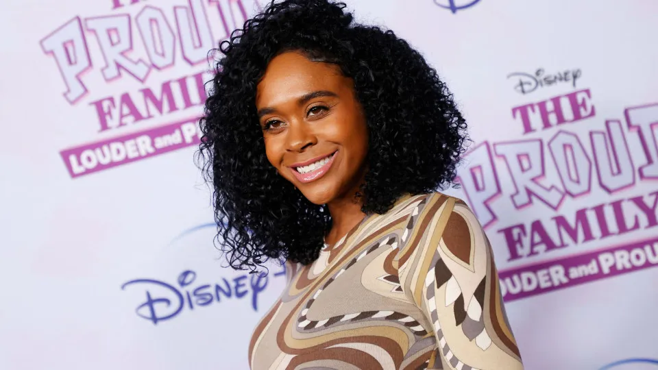 Raquel Lee processa Disney por abuso sexual durante filmagem