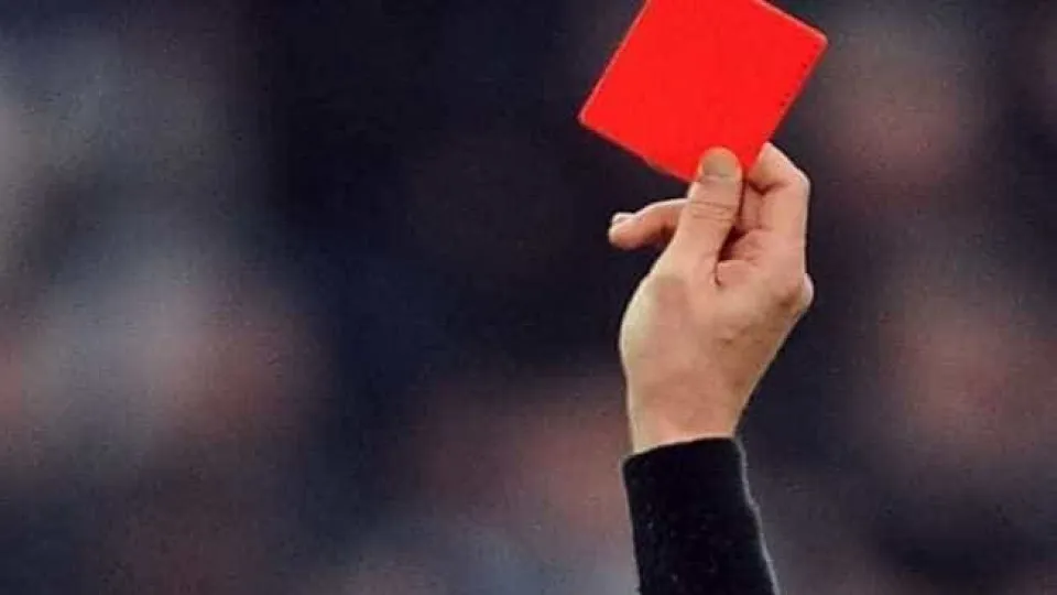 Jogos de futebol elevam registros de violência contra mulheres