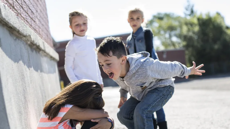 Internações por transtornos mentais disparam entre crianças em SP