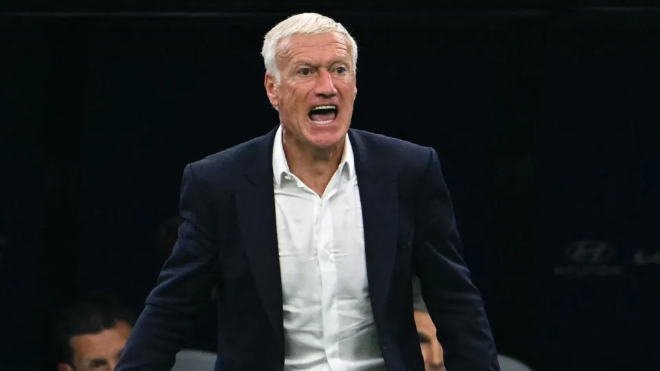 Deschamps critica arbitragem após eliminação da França para Espanha
